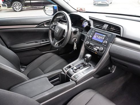 Used 2018 Honda Civic Sport image 24