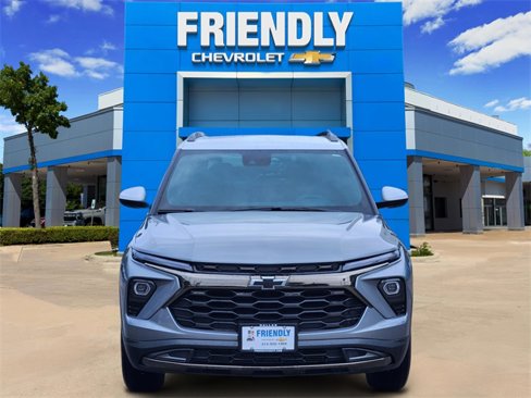 Used 2024 Chevrolet TrailBlazer ACTIV w/ Driver Confidence Package image 2