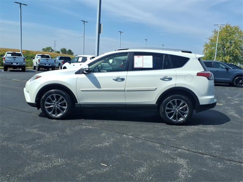 Used 2018 Toyota RAV4 Platinum image 2