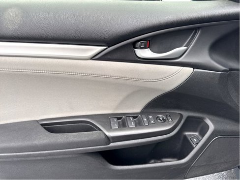 Used 2019 Honda Civic EX image 11