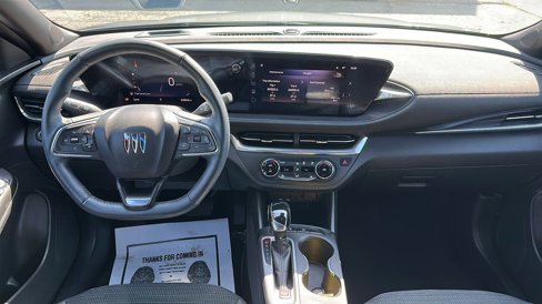 Used 2024 Buick Envista Preferred w/ Convenience I Package image 13