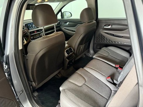 Used 2019 Hyundai Santa Fe SE image 29
