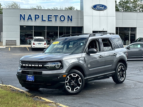 Certified 2023 Ford Bronco Sport Outer Banks w/ Tech Package image 2