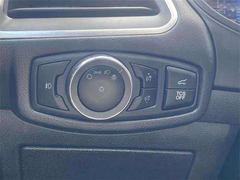 Used 2024 Ford Edge Titanium image 18
