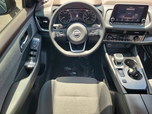 Certified 2021 Nissan Rogue SV image 17