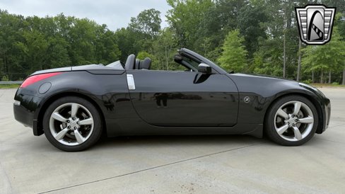 Used 2007 Nissan 350Z Touring image 3