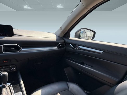 Used 2020 MAZDA CX-5 Touring image 23