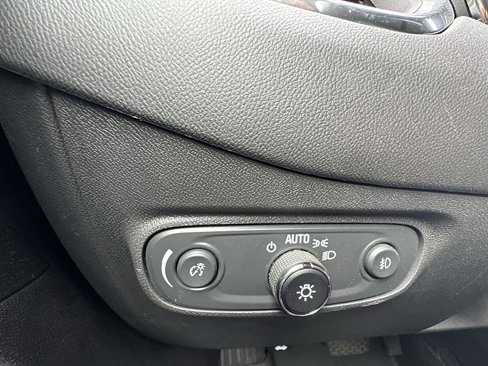 Certified 2020 Chevrolet Equinox LT image 14