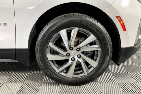 Used 2022 Chevrolet Equinox LT image 11