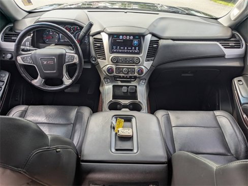 Used 2018 GMC Yukon XL SLT image 15