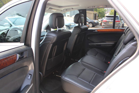 Used 2011 Mercedes-Benz ML 350 4MATIC image 24