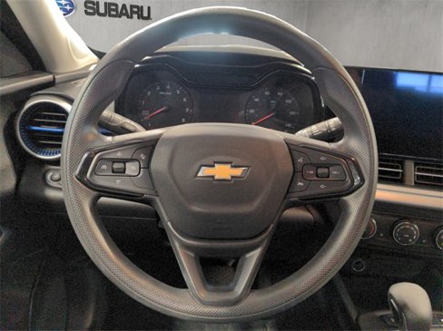 Used 2024 Chevrolet Trax LS w/ LS Convenience Package image 11