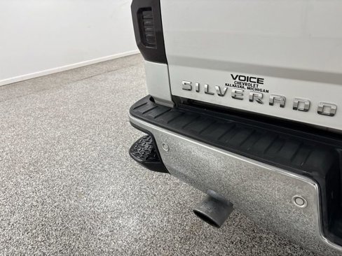 Used 2017 Chevrolet Silverado 1500 LTZ w/ Sport Package image 25