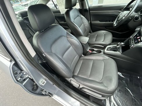 Used 2017 Hyundai Elantra Limited w/ Limited Ultimate Package 05 image 25