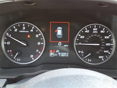 Used 2024 Subaru Crosstrek 2.0i Premium image 23