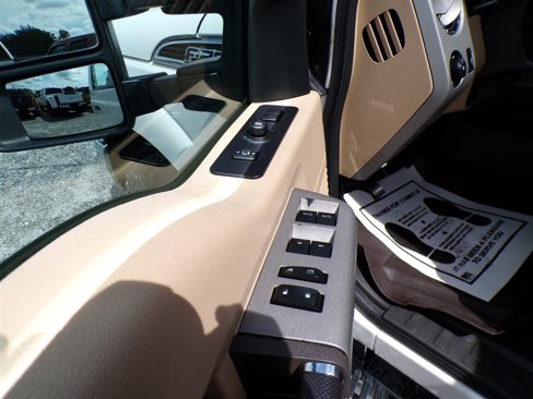 Used 2016 Ford F250 Lariat w/ Lariat Ultimate Package image 24