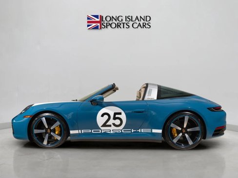 Used 2021 Porsche 911 Targa 4S Heritage Design image 10