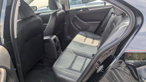 Used 2014 Volkswagen Jetta TDI image 30