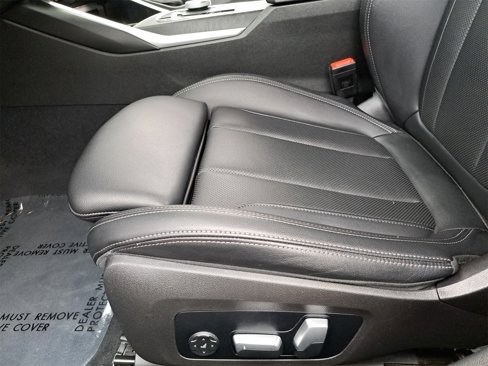Used 2023 BMW 330e xDrive image 32