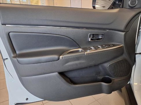 New 2025 Mitsubishi Outlander Sport SEL image 15