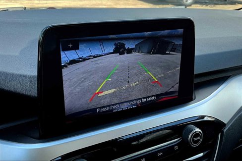 Used 2020 Ford Escape SE image 24