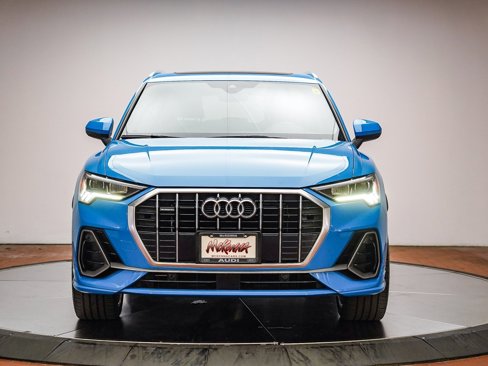 Used 2020 Audi Q3 2.0T Premium Plus w/ Premium Plus Package image 2