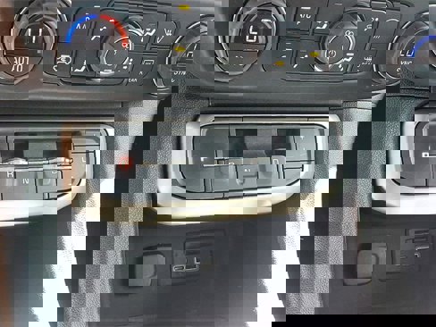 Used 2022 GMC Acadia Denali w/ Denali Technology Package image 15
