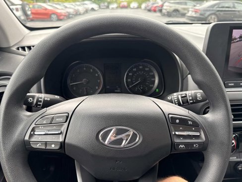 Used 2023 Hyundai Kona SEL w/ Cargo Package image 28