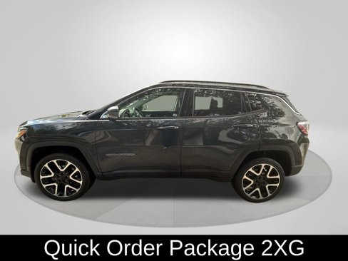 Used 2017 Jeep Compass Limited w/ Navigation Group image 4