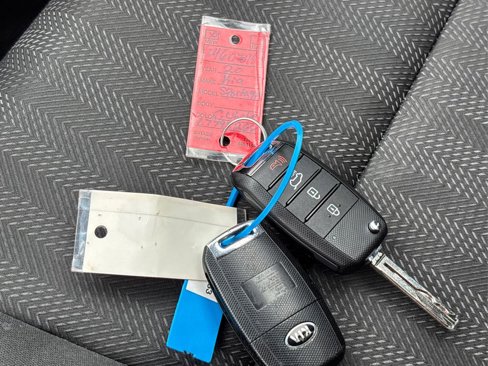 Used 2020 Kia Sportage LX image 33