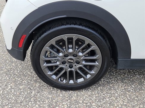 Used 2025 MINI Cooper S image 9