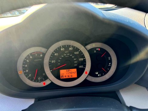 Used 2011 Toyota RAV4 4WD image 12