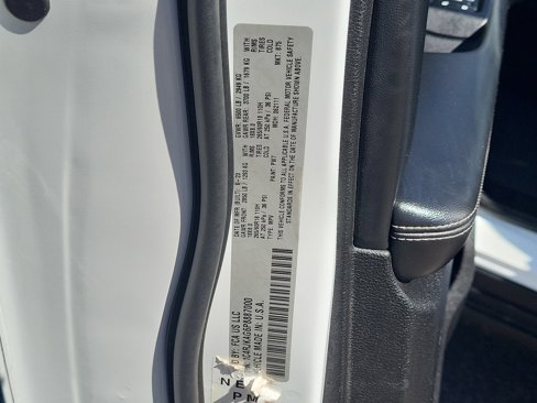 Certified 2023 Jeep Grand Cherokee L Laredo image 33