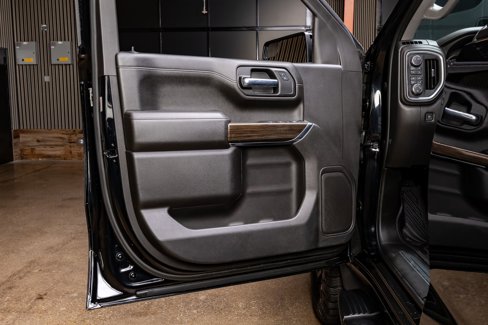 Used 2022 Chevrolet Silverado 1500 LT Trail Boss w/ Bed Protection Package image 36