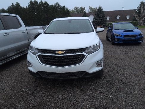 Used 2019 Chevrolet Equinox LT image 2