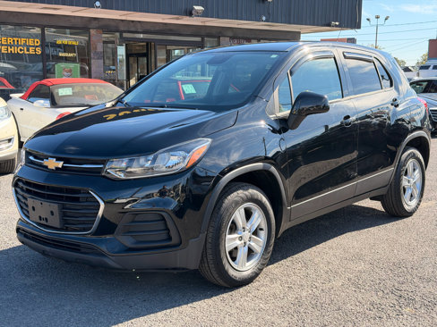 Used 2019 Chevrolet Trax LS w/ Tint and Cruise Package image 3