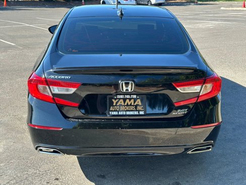Used 2021 Honda Accord Sport image 4