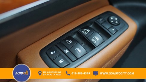 Used 2013 Jeep Grand Cherokee Overland image 17