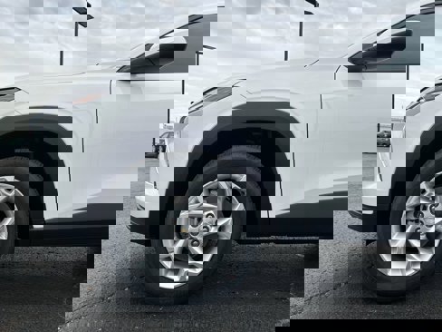 New 2025 Chevrolet Trax LS w/ LS Convenience Package image 32
