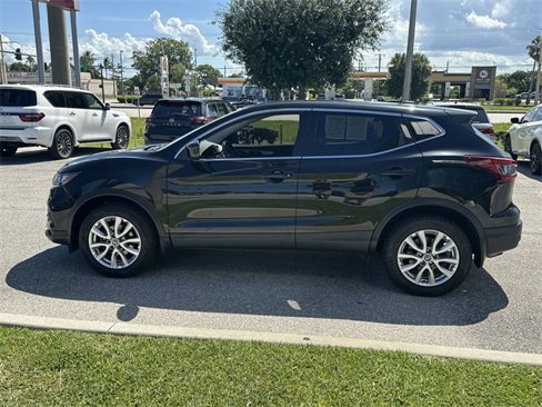 Certified 2021 Nissan Rogue Sport S image 11