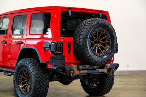 Used 2024 Jeep Wrangler Unlimited Rubicon w/ Technology Group image 46