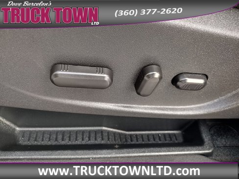 Used 2018 Ford Escape Titanium w/ Ford Safe & Smart Package image 21