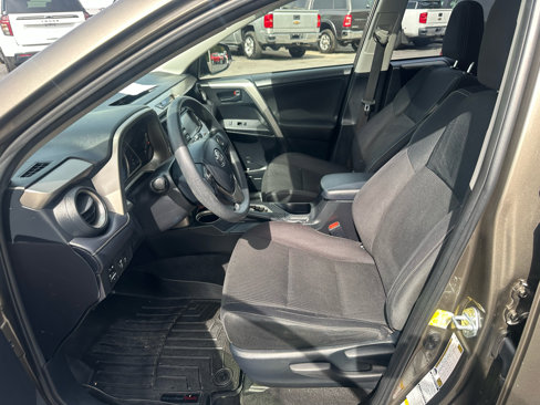 Used 2013 Toyota RAV4 XLE image 11