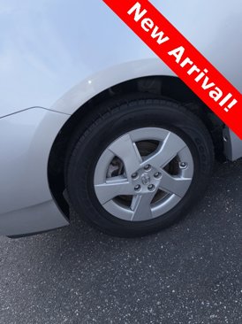 Used 2011 Toyota Prius Three image 5