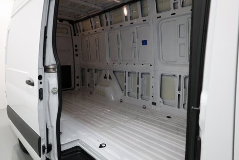 Used 2024 Mercedes-Benz Sprinter 2500 image 61