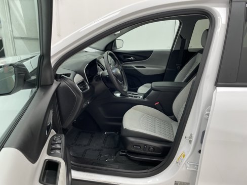 Certified 2024 Chevrolet Equinox LS w/ LS Convenience Package image 7