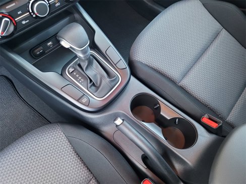 Used 2025 Kia Soul LX image 19