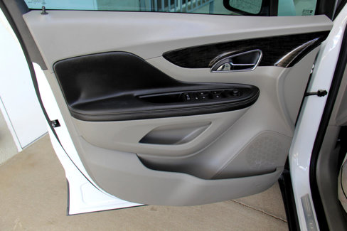 Used 2016 Buick Encore FWD image 18