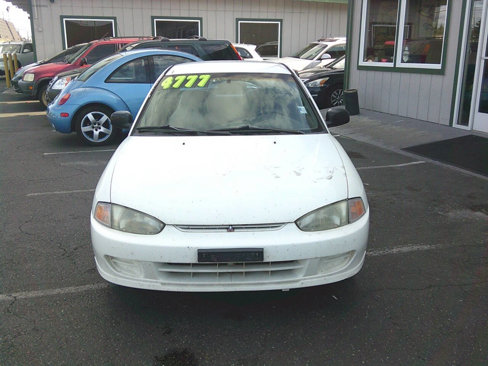 Used 2000 Mitsubishi Mirage DE image 8