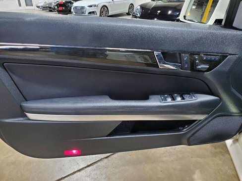 Used 2013 Mercedes-Benz E 550 Coupe image 8